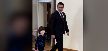 Ալեն Սիմոնյանն իր տղային թիրախ է դարձնում