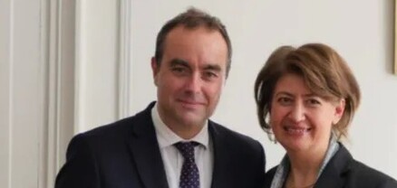 Ֆրանսիայի ԶՈՒ նախարարը ՀՀ դեսպանին պարգևատրել է Պաշտպանության ազգային մեդալով