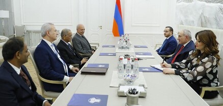 Վարչապետ Փաշինյանն ընդունել է ՀՀ պետական մրցանակակիր Նարայանա Մուրթիին