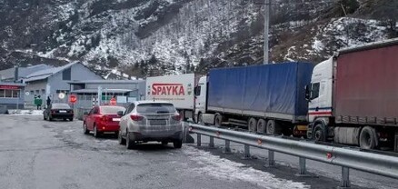 Լարսը փակ է բեռնատարների համար
