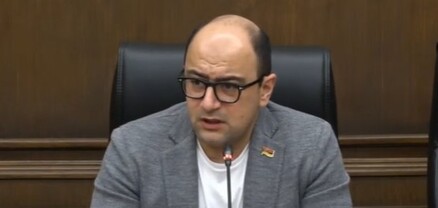 Քանի դեռ primeminister.am-ում Փաշինյանի գլխարկով կամ առանց գլխարկի նկարն է, մենք ձախողել ենք