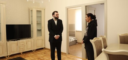 «Բադալյան եղբայրներ ընկերությունների» խումբը բնակարան է գնել Արցախից ընտանիքի համար (տեսանյութ)