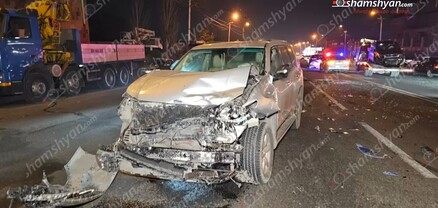 Բագրատունյաց պողոտայում բախվել են «Lexus»-ը, «Toyota»-ն ու «Kia»-ն. կա 2 վիրավոր. shamshyan.com