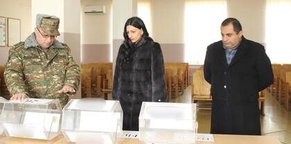 ՄԻՊ-ն այցելել է կենտրոնական հավաքակայան. ներկայացվել են զորակոչի կազմակերպման պայմանները, վիճակահանության գործընթացը