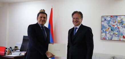 Իտալիայի նորանշանակ դեսպանն իր հավատարմագրերի պատճենն է հանձնել ՀՀ ԱԳ նախարարի տեղակալին