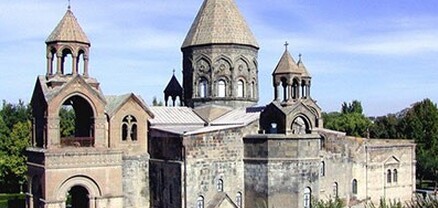 Եկեղեցին տոնում է Սուրբ Աթանաս և Սուրբ Կյուրեղ հայրապետների հիշատակության օրը