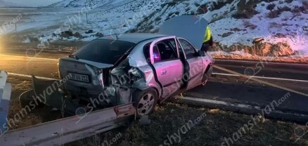 Գեղարքունիքում «Opel Astra»-ն բախվել է երկաթե արգելապատնեշներին․ 20-ամյա ուղևորը մահացել է. shamshyan.com