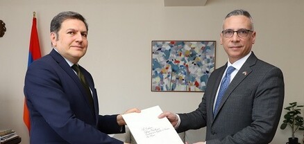 Դոմինիկանայի Հանրապետության նորանշանակ դեսպանն իր հավատարմագրերի պատճենն է հանձնել ՀՀ ԱԳ նախարարի տեղակալին