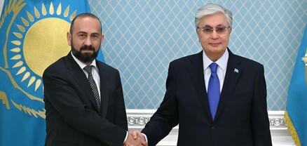 Արարատ Միրզոյանը հանդիպել է Ղազախստանի նախագահի հետ