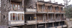 Տավուշի մարզում 18-ամյա տղան փորձել է կամրջից իրեն գետը նետել, 15-ամյա տղան փրկել է նրան՝ բռնելով ոտքից․ shamshyan.com