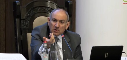 Առաջ վեր էինք թռնում մեքենա վարող կին տեսնելիս, հիմա շատ սովորական է. Նիկոլ Փաշինյան