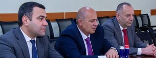 Կիրանցում կառուցվել է 57 նոր տուն․ Տավուշի մարզպետը Կանադայի դեսպանին ներկայացրել է իրավիճակը