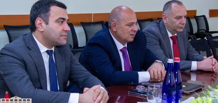 Կիրանցում կառուցվել է 57 նոր տուն․ Տավուշի մարզպետը Կանադայի դեսպանին ներկայացրել է իրավիճակը