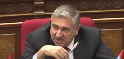 Եթե հարցուպատասխանը երեկ լիներ, կառավարության անդամներն ԱԺ պետք է գային նավով. Արթուր Խաչատրյան