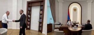 Նիկոլ Փաշինյանը հանդիպել է ԱԳ նախարար Արարատ Միրզոյանի հետ