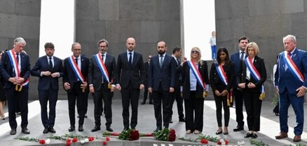Ֆրանսիայի ԱԳ նախարարը հարգանքի տուրք է մատուցել Հայոց ցեղասպանության զոհերի հիշատակին