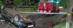 Երևանում բախվել են Opel-ն ու Lada-ն. վերջինը վրաերթի է ենթարկել հետիոտնին ու գլխիվայր շրջվել. shamshyan.com