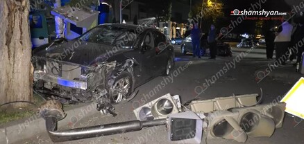 Երևանում բախվել են «Toyota»-ն ու «Infiniti»-ն, որը կոտրել է լուսակիրն ու բախվել ծառին. կան վիրավորներ. shamshyan.com