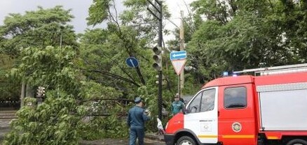 Երեկվա ուժգին քամու հետևանքով գրանցվել է արտակարգ 57 դեպք