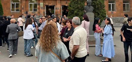 Պուշկինի դպրոցի աշակերտների ծնողները դեմ են տնօրենի հեռացմանը. ՈՒՂԻՂ