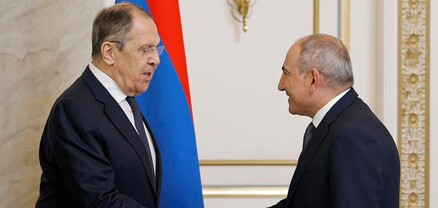 Փաշինյանը Լավրովի հետ քննարկել է երկկողմ օրակարգի, տարածաշրջանային և միջազգային հարցեր