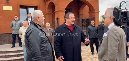 Գագիկ Ծառուկյանը ընտանիքի հետ մասնակցել է Բելառուսում հայկական եկեղեցու օծման արարողությանը