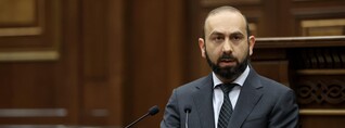 Միմյանց տարածքային ամբողջականությունը ճանաչելու սկզբունքն արտահայտված է եղել ԼՂ հարցով բանակցային բոլոր փուլերում. Միրզոյան