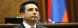 Ո՞ւմ է Ալեն Սիմոնյանը նվիրել 2.2 մլն դրամանոց ոսկյա թզբեհը, որը գնվել է նրա ընկերոջից. Ժողովուրդ
