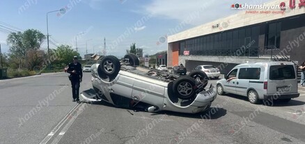 Երևանում «Mercedes ML»-ը Դավիթ Բեկի փողոցում գլխիվայր շրջվել է. կա վիրավոր. shamshyan.com