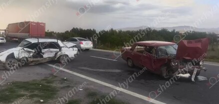 Արարատի մարզում բախվել են սովետական «ՎԱԶ 2106»-ն ու «ՎԱԶ 2101»-ը․ կան վիրավորներ․ shamshyan.com