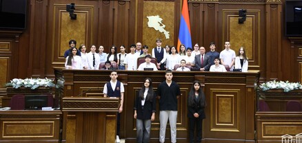 «Բաց դաս» ԱԺ-ում՝ մարզերի և Երևանի մի շարք ուսումնական հաստատությունների սաների համար