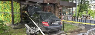 Երևանում բախվել են «Volkswagen»-ն ու «Mercedes»-ը. վերջինը հայտնվել է պտուղ-բանջարեղենի խանութի տարածքում. կա վիրավոր. shamshyan.com
