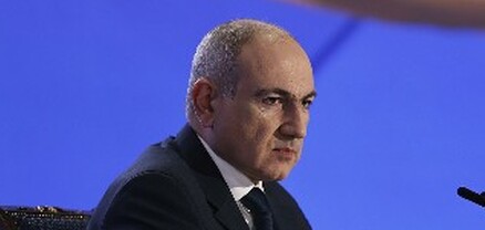 Փաշինյանը նեղսրտում է՝ գրածին 800-1000 մարդ է դրական արձագանք տալիս