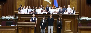 «Բաց դաս» ԱԺ-ում՝ մարզերի և Երևանի մի շարք ուսումնական հաստատությունների սաների համար