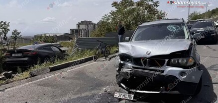 Սարալանջի փողոցում բախվել են 2 «BMW»-ները, որոնցից մեկն էլ կոտրել է երկաթե թիթեղն ու հայտնվել փոսում. shamshyan.com