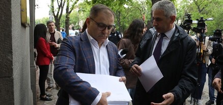 «Արթուն ենք» շարժումը հանդիպում է ունեցել ՀԱԿ անդամների հետ