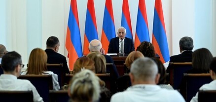 Վահագն Խաչատուրյանը հանդիպել է «Հայաստան» համահայկական հիմնադրամի աշխատակազմի հետ