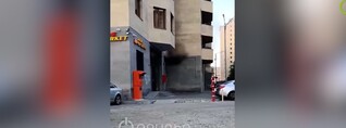 Երևանում՝ բարձրահարկ շենքի ավտոկայանատեղիում, մեքենաներ են այրվել․ բնակիչները տարհանվել են