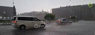 Գյումրիում հորդառատ անձրևը կաթվածահար է արել երթևեկությունը․ տրանսպորտ չկա