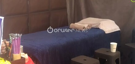 «Երևանի գինու օրեր» փառատոնի տաղավարներից մեկում մերսում են առաջարկում