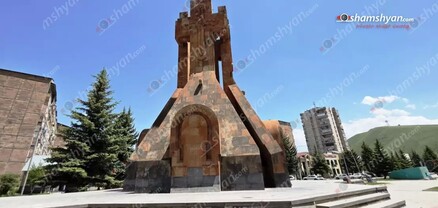 Վանդալիզմ՝ Հրազդանում. հուշարձանի պատերին խզբզել են, աղբ լցրել. shamshyan.com