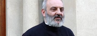 Վաղ առավոտից «հեղաշրջման պլանի» գործով խուզարկում են Սրբազան Պայքարի աջակիցների տները