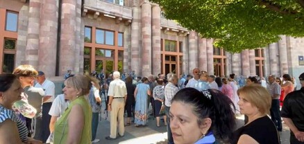 Ժողովրդին ոչնչացնում են. իշխանության երեսից մեր ազգը մուրացկան ու գաղթական դարձավ