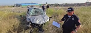 Երևանում Nissan-ը դուրս է եկել երթևեկելի գոտուց և հայտնվել դաշտում. shamshyan.com