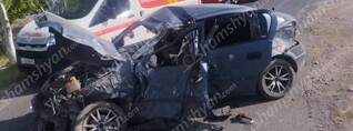 «Opel»-ը Բարձրաշենում բախվել է ծառերին, ապա արգելապատնեշին. 3 վիրավորներից մեկն անչափահաս է․ shamshyan.com
