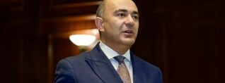 Մարուքյանը պատրաստ է հրաժարվել․ Աղազարյանը և Ասլանյանը կառաջադրեն Միքայել արքեպիսկոպոսի թեկնածությունը