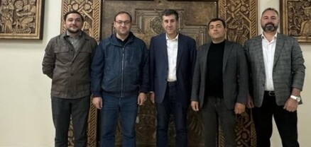 Բագրատ Սրբազանի կեցավայրում խուզարկությանը մասնակցում են նաև ԱԱԾ դիմակավորված հատուկջոկատայիններ