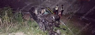 Կոտայքում «Infiniti»-ն կոտրել է Երևանն ազդարարող ցուցանակն ու 10 մետր բարձրությունից ընկել երկաթգծի վրա. կան վիրավորներ. shamshyan.com