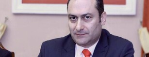 Արտակ Զեյնալյանը վայր է դրել Երևանի ավագանու մանդատը
