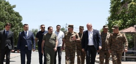 Սուրեն Պապիկյանն այցելել է մոդուլային տիպի զորամասերից մեկի շինհրապարակ